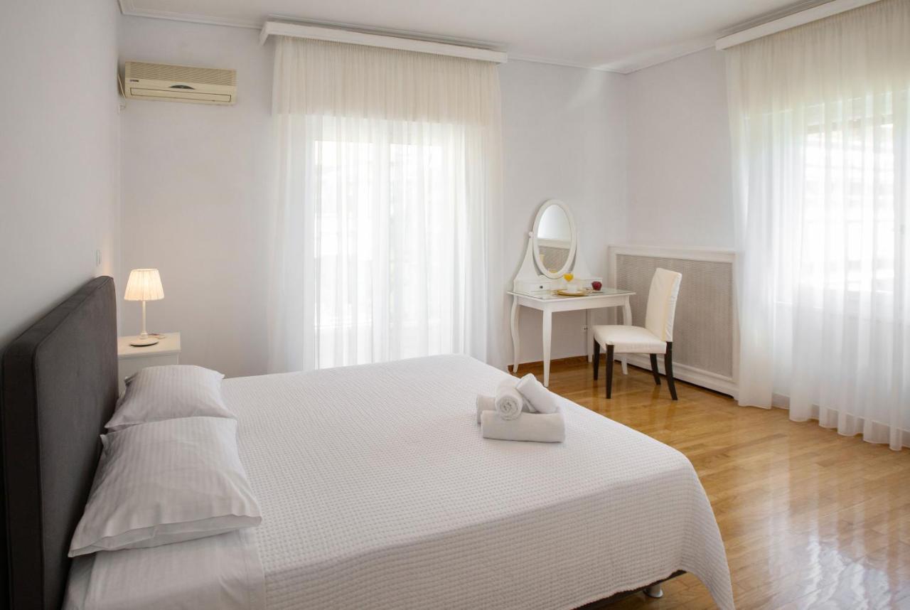 Upscale Luxury Athens Renovated Dream Home In One Of The Most Favorable Locations By National Gardens, Zoo & Hellenic Parliament In Syntagma And Stylish Exquisite Kolonaki Neighborhood Bagian luar foto