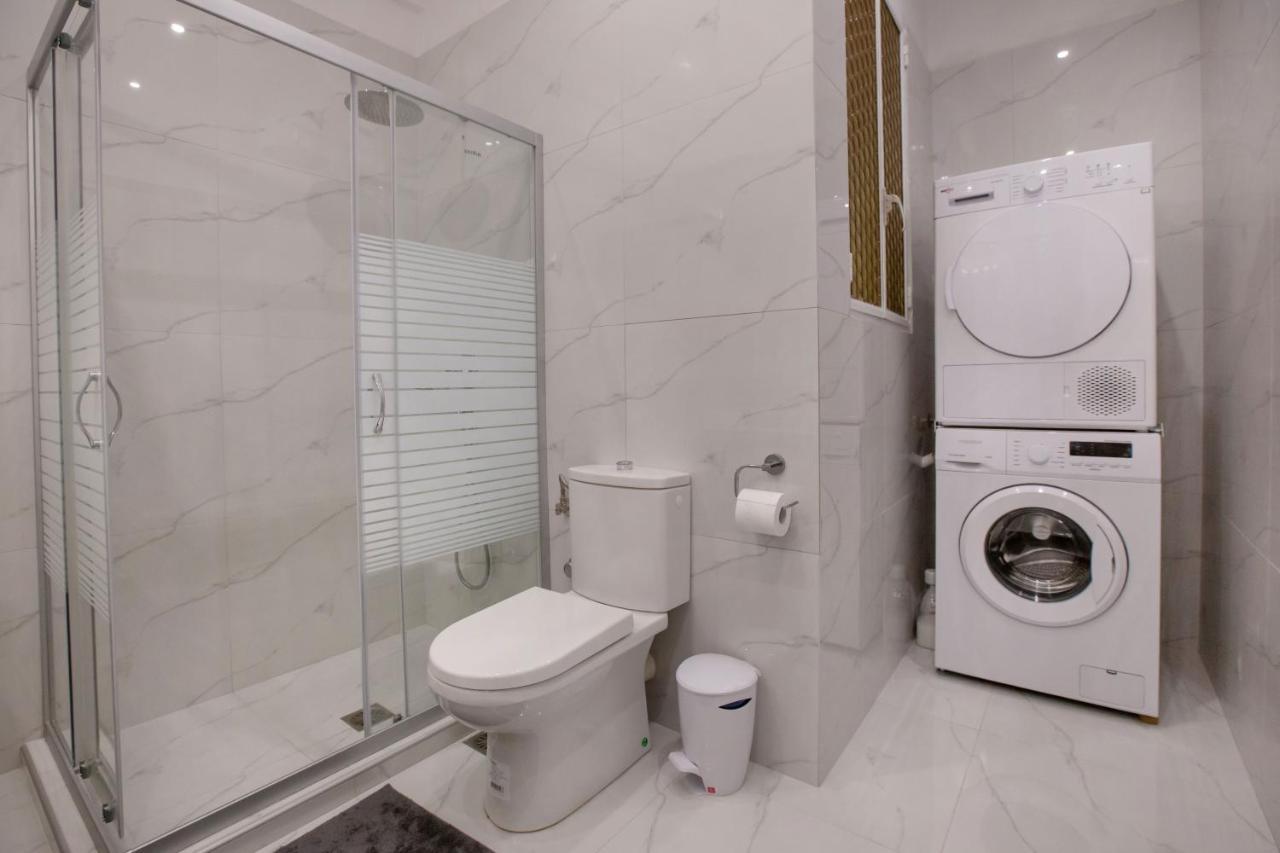 Upscale Luxury Athens Renovated Dream Home In One Of The Most Favorable Locations By National Gardens, Zoo & Hellenic Parliament In Syntagma And Stylish Exquisite Kolonaki Neighborhood Bagian luar foto