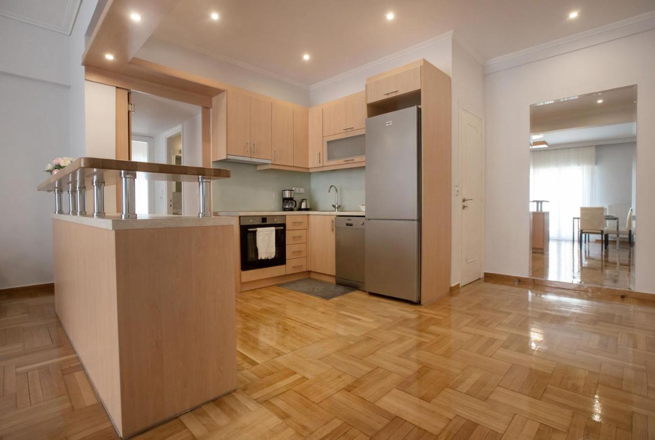 Upscale Luxury Athens Renovated Dream Home In One Of The Most Favorable Locations By National Gardens, Zoo & Hellenic Parliament In Syntagma And Stylish Exquisite Kolonaki Neighborhood Bagian luar foto