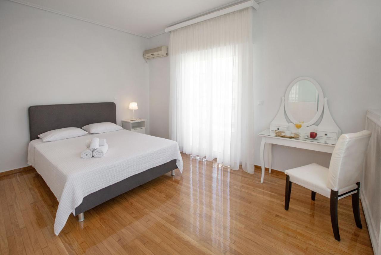 Upscale Luxury Athens Renovated Dream Home In One Of The Most Favorable Locations By National Gardens, Zoo & Hellenic Parliament In Syntagma And Stylish Exquisite Kolonaki Neighborhood Bagian luar foto