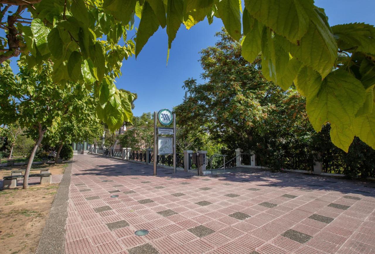 Upscale Luxury Athens Renovated Dream Home In One Of The Most Favorable Locations By National Gardens, Zoo & Hellenic Parliament In Syntagma And Stylish Exquisite Kolonaki Neighborhood Bagian luar foto